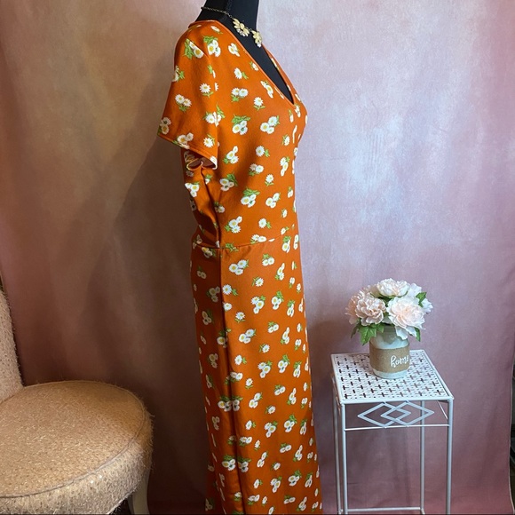 Floral Maxi 🌻 - Picture 4 of 7